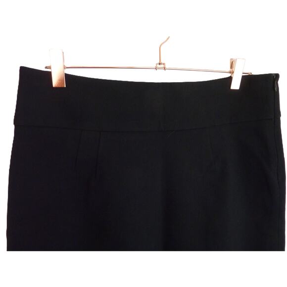 Banana Republic Black Skirt 9 Knee Length - Picture 2 of 5